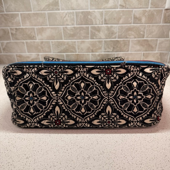 Vera Bradley Grand Weekender Travel Hand Bag-Barcelona Pattern 14x10x6 - Picture 7 of 7